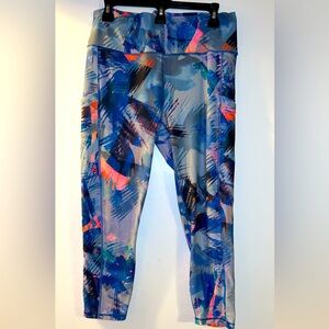 Cute athletic leggings size xl